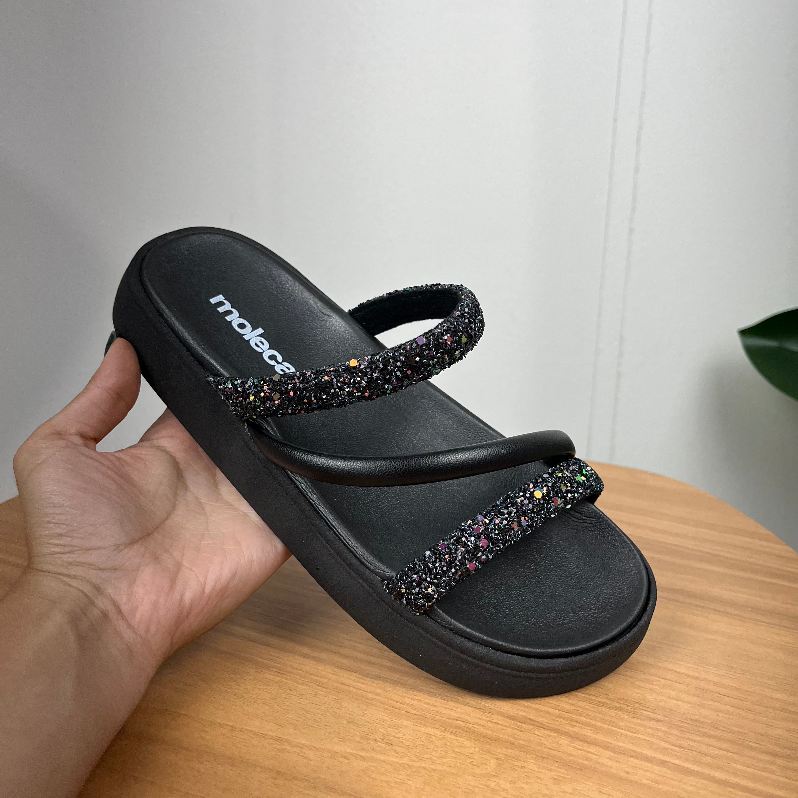 Papete Feminina Moleca Preta