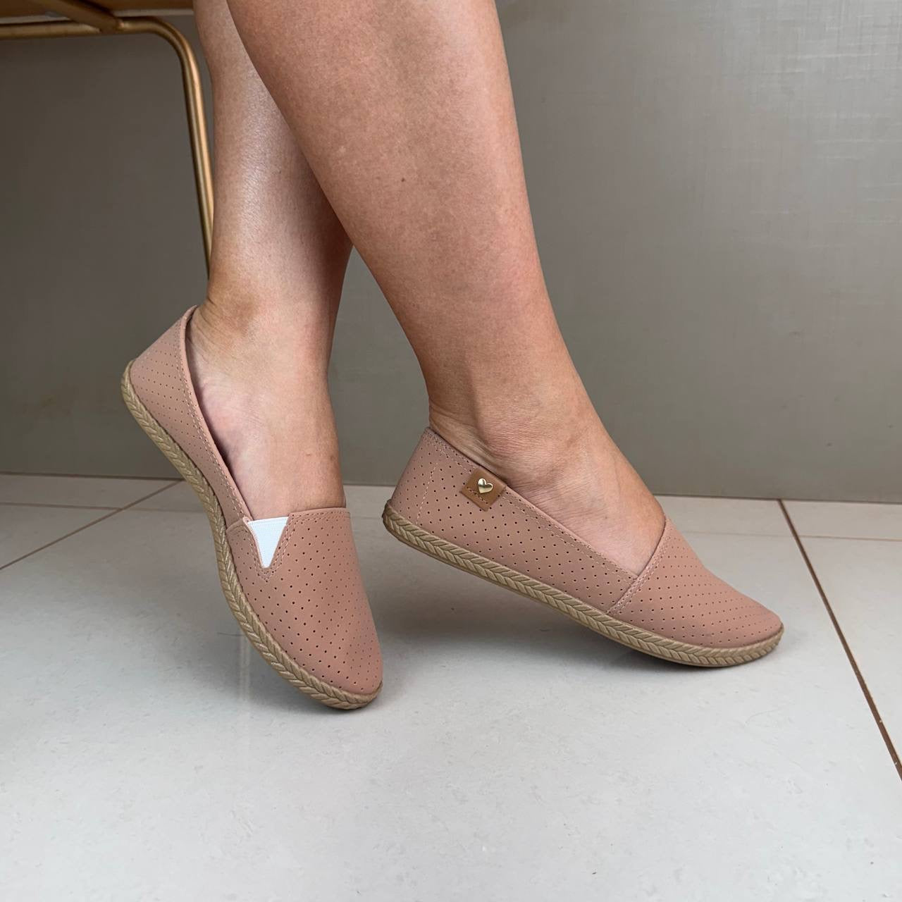Sapatilha Moleca Marrom Nude