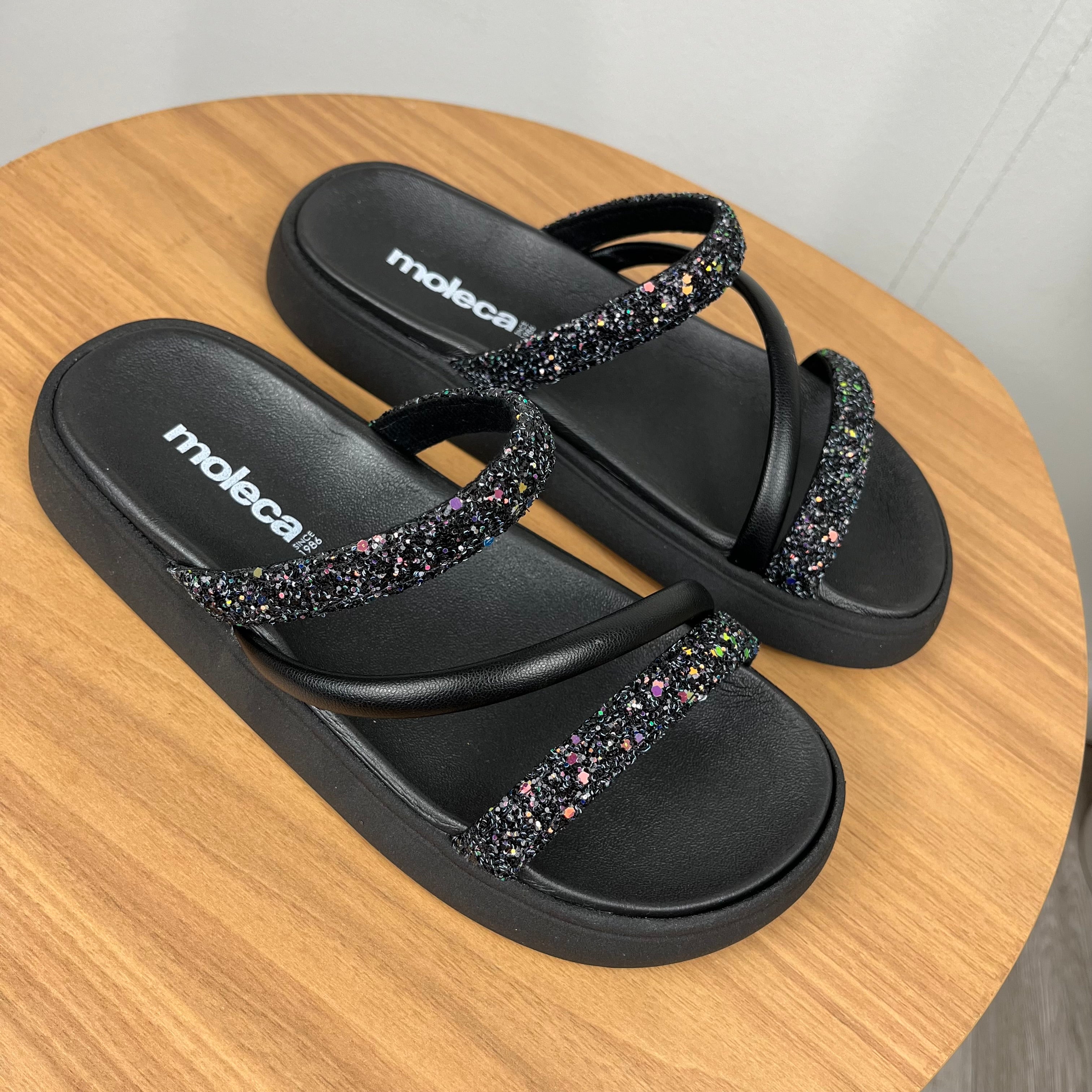 Papete Feminina Moleca Preta