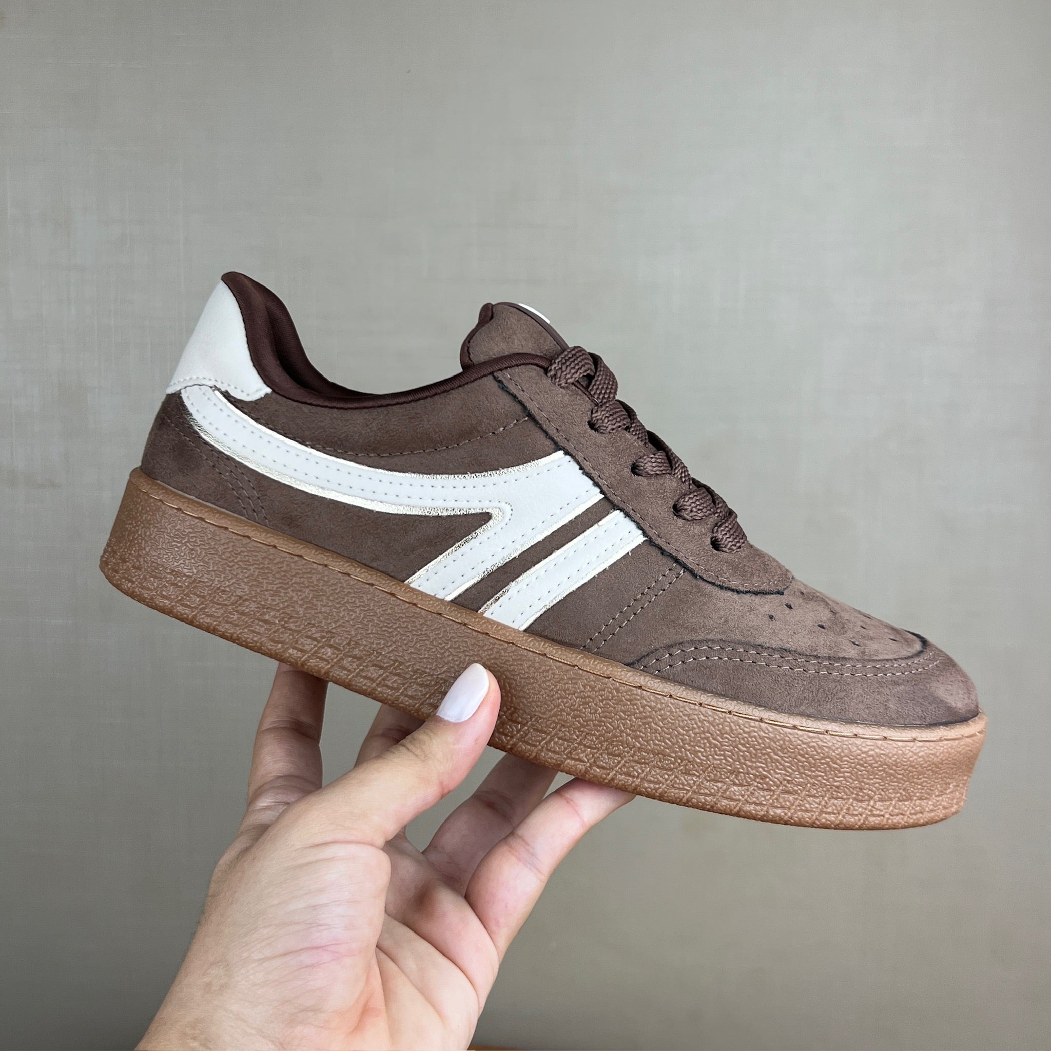 Tênis Feminino Via Marte Marrom