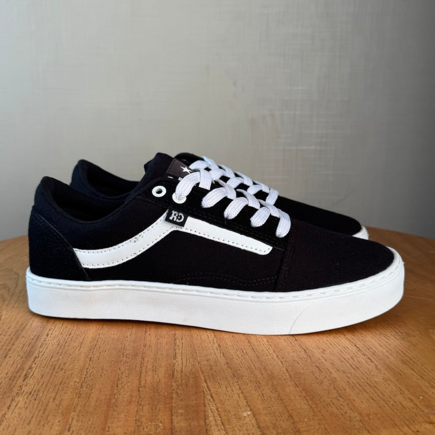 Tênis Casual Masculino Redikal Preto Com Branco Preta