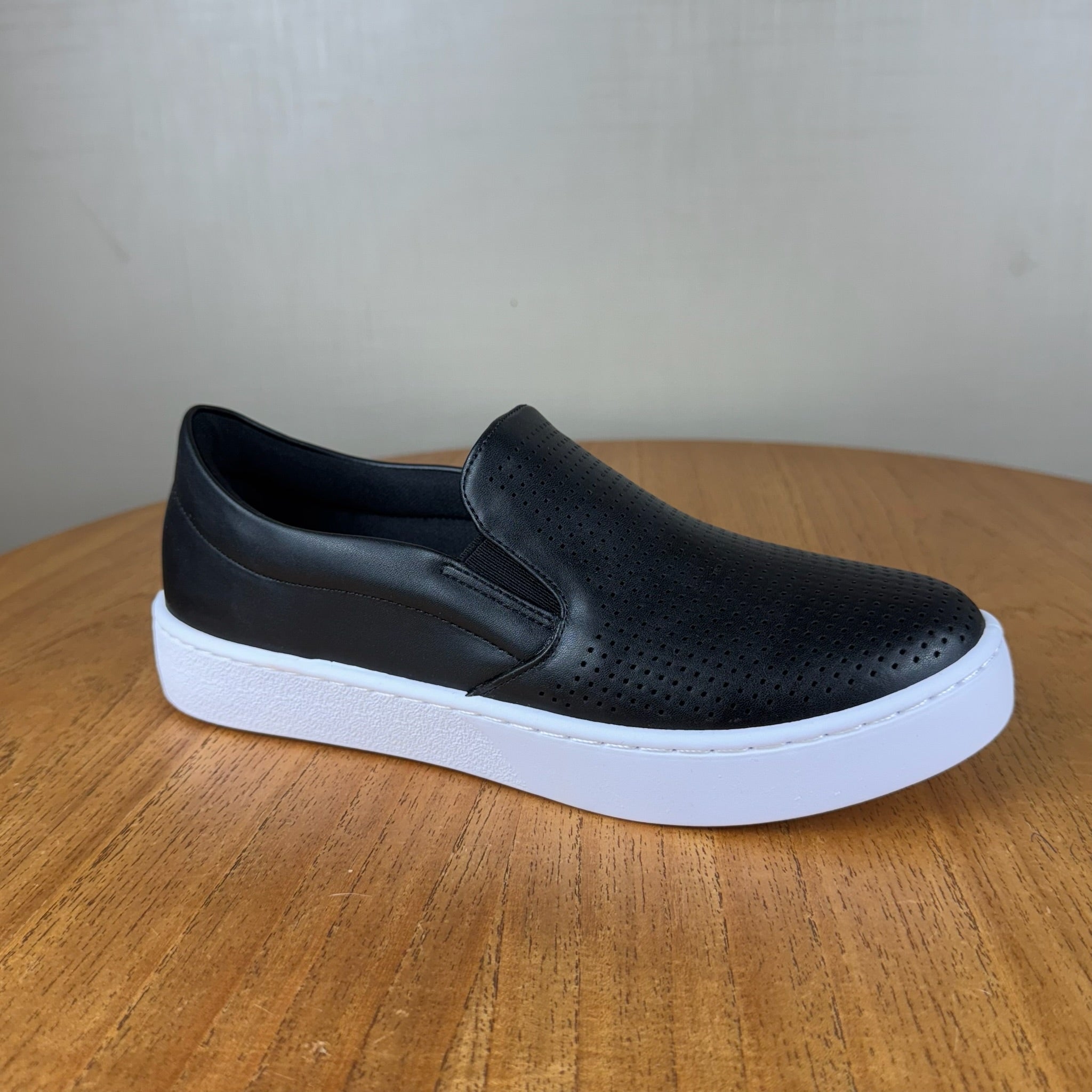 Tênis Feminino Slip On Preto