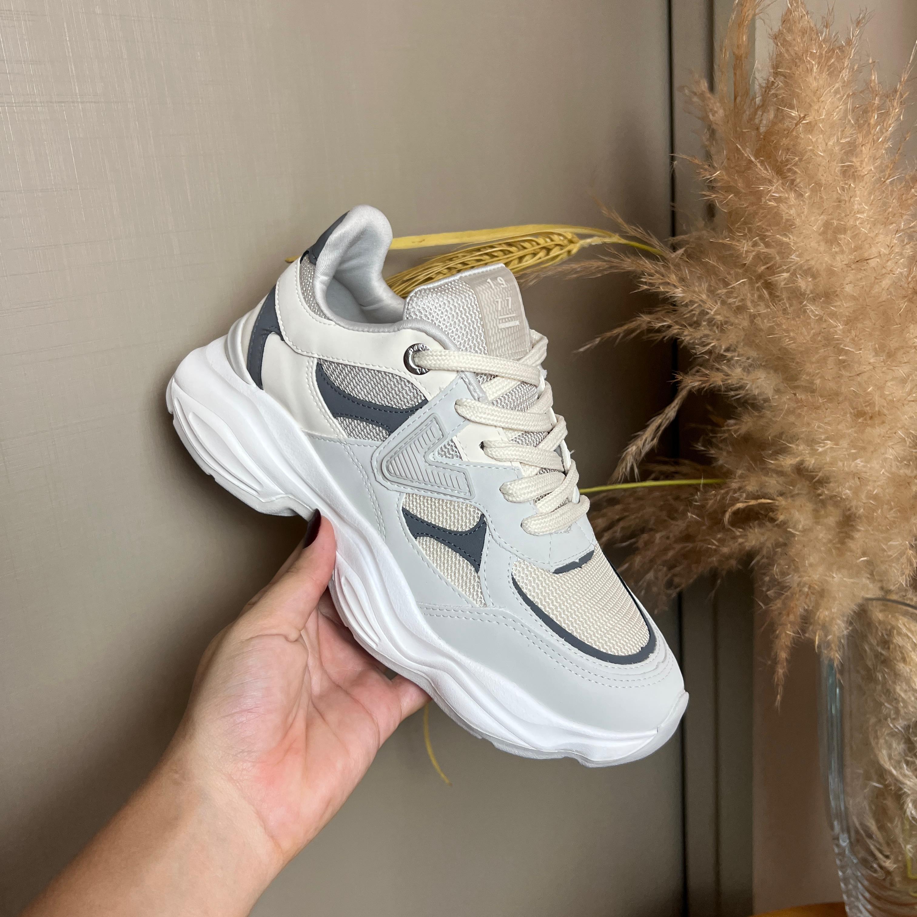 Tênis Feminino Via Marte Cinza Claro