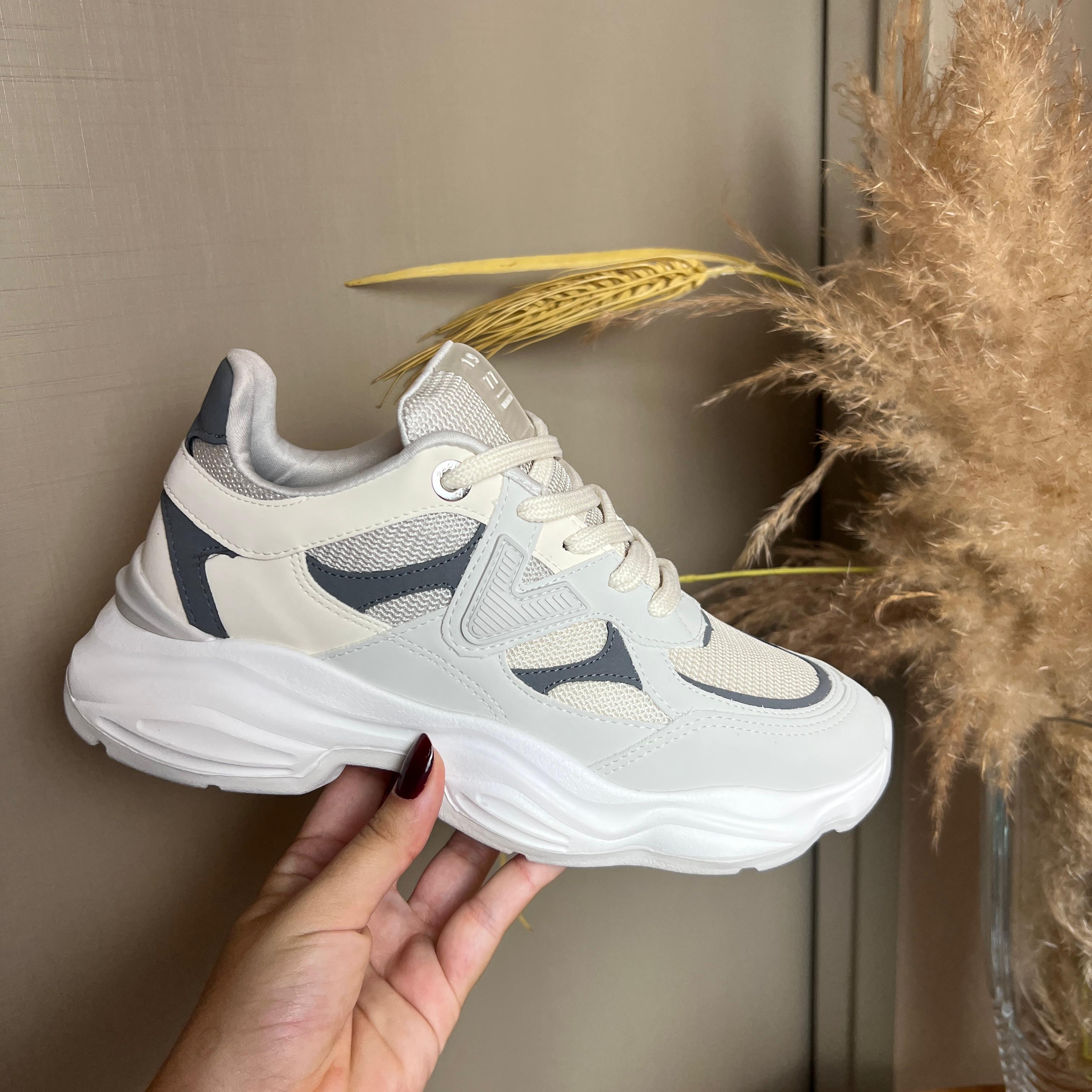 Tênis Feminino Via Marte Cinza Claro