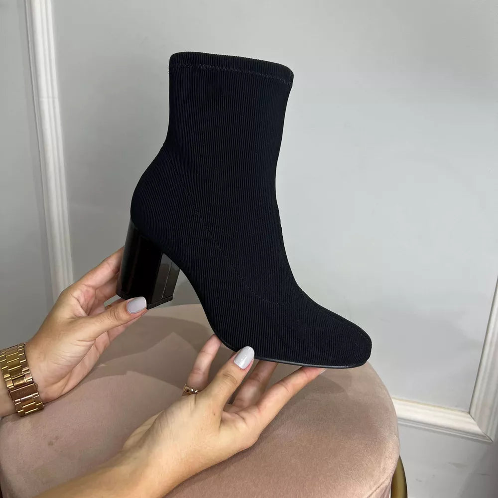 Bota Via Marte Preta