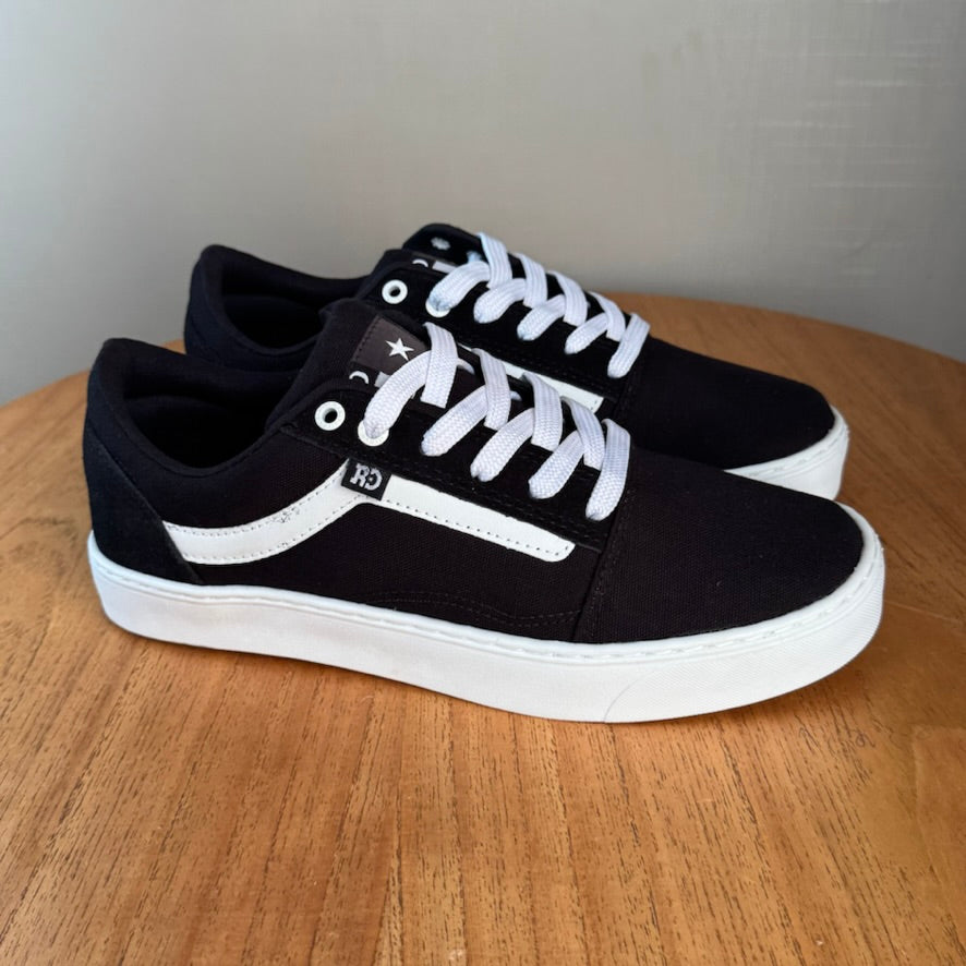 Tênis Casual Masculino Redikal Preto Com Branco Preta