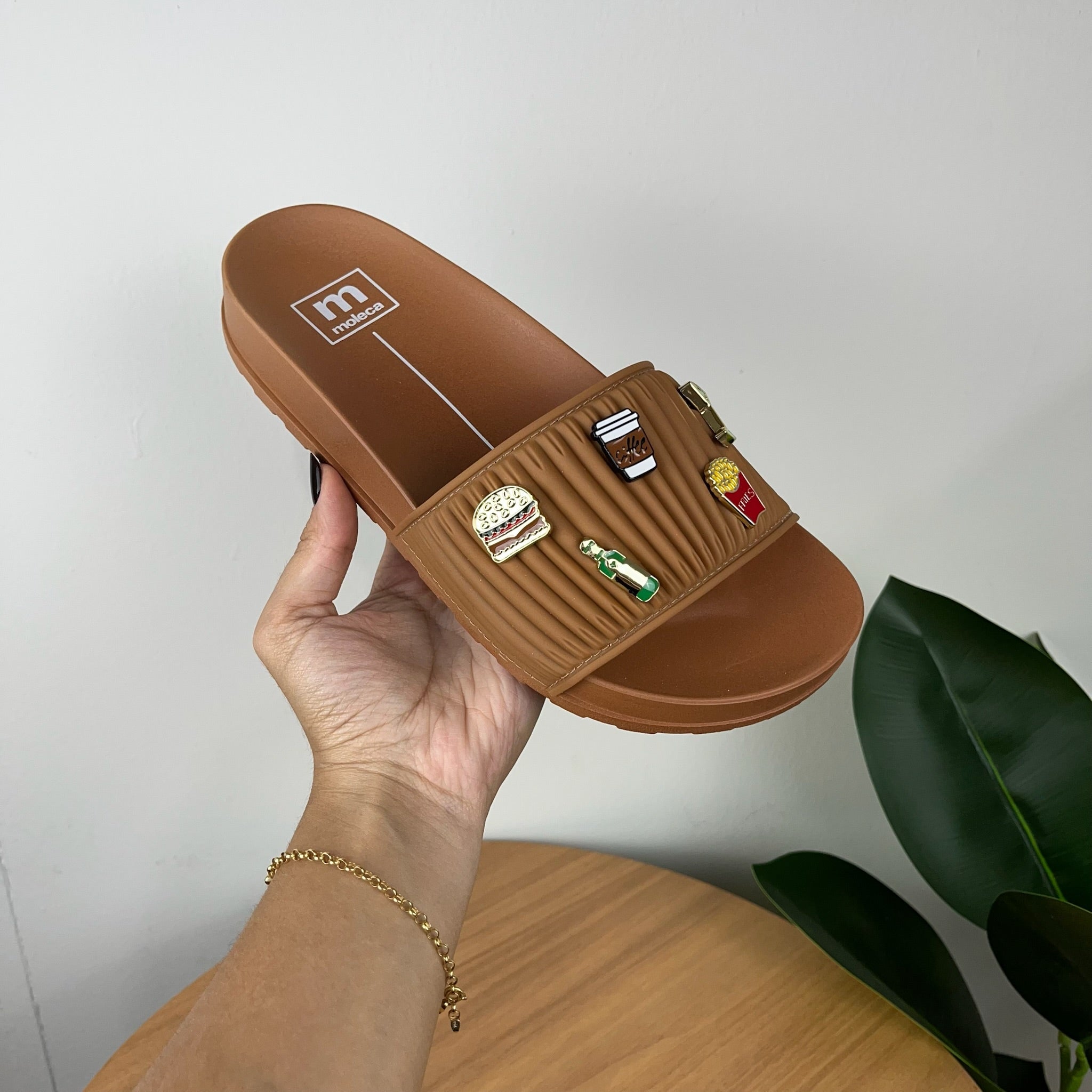 Chinelo Feminino Moleca Caramelo Caramelo