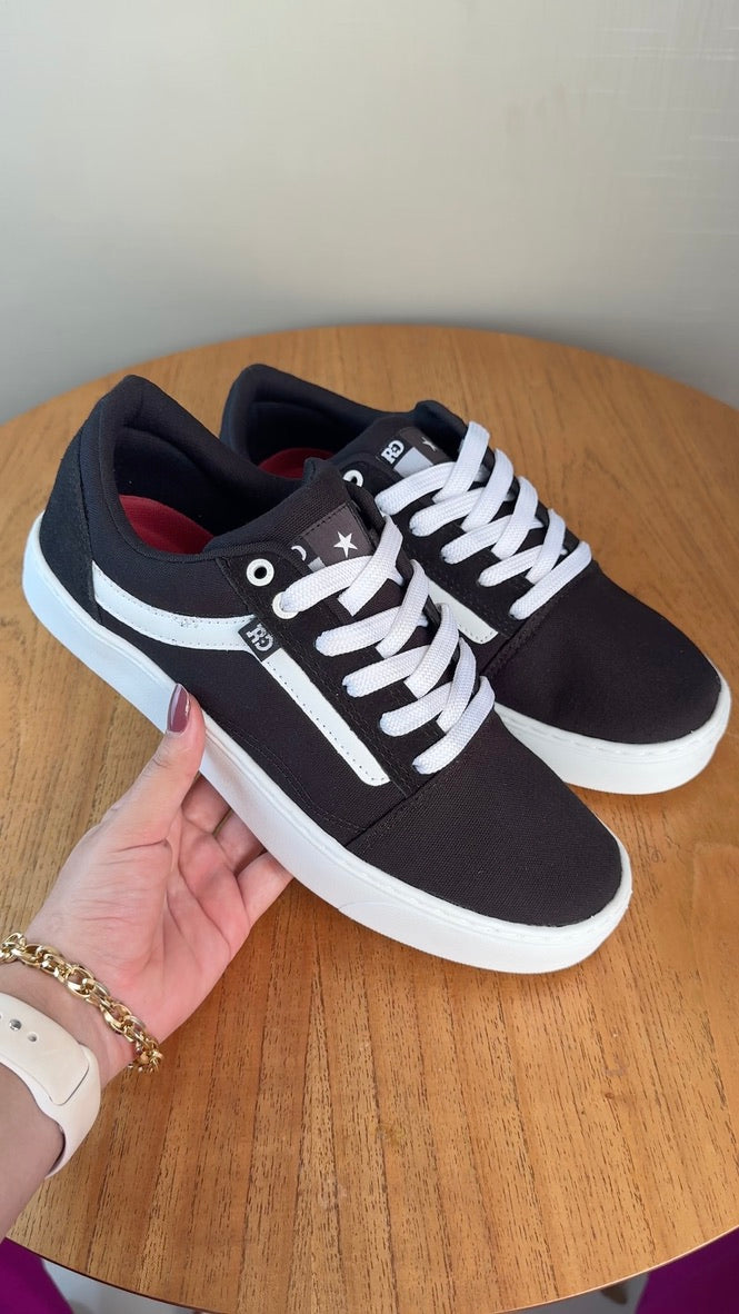 Tênis Casual Masculino Redikal Preto Com Branco Preta