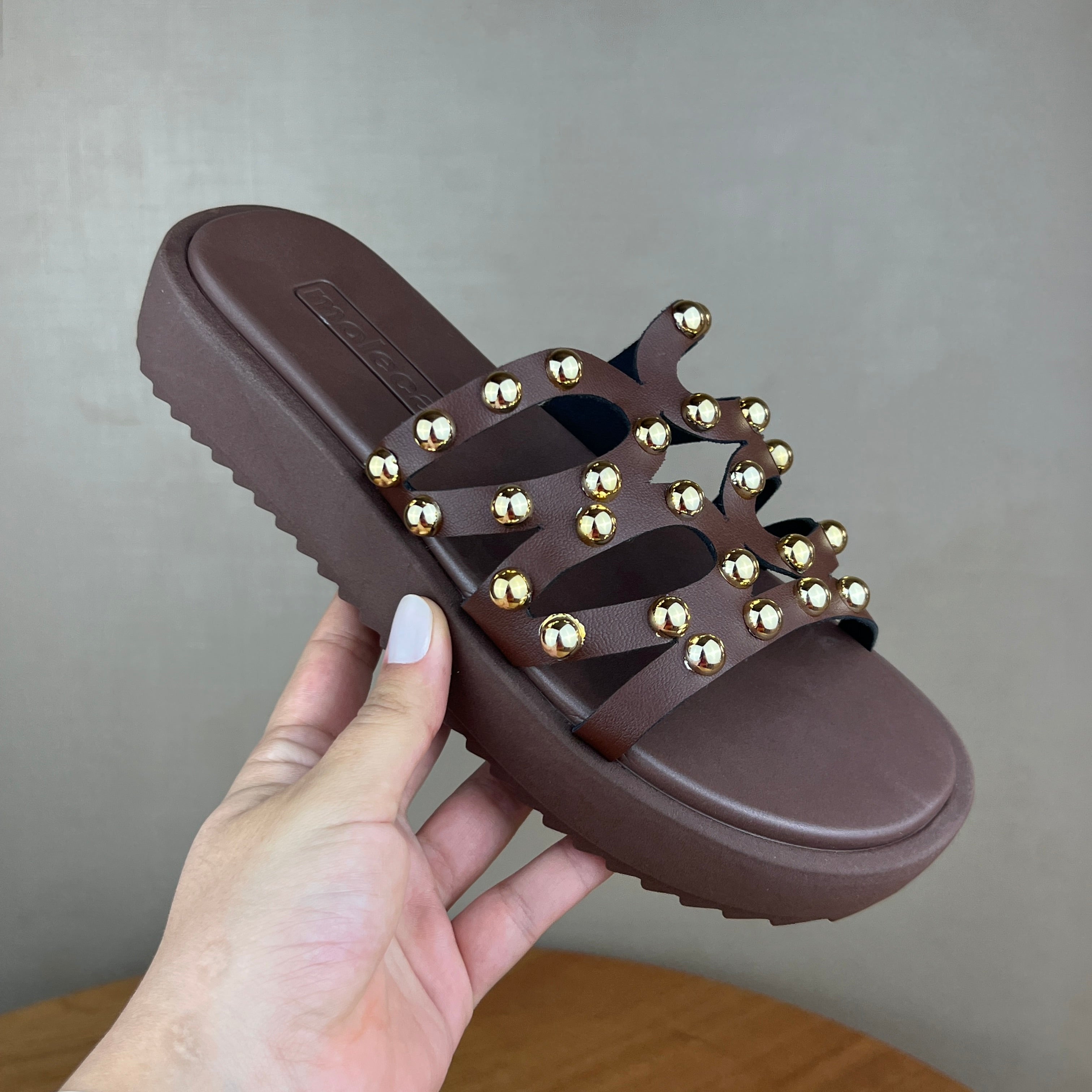 Papete Moleca Marrom Chocolate com Tachinhas