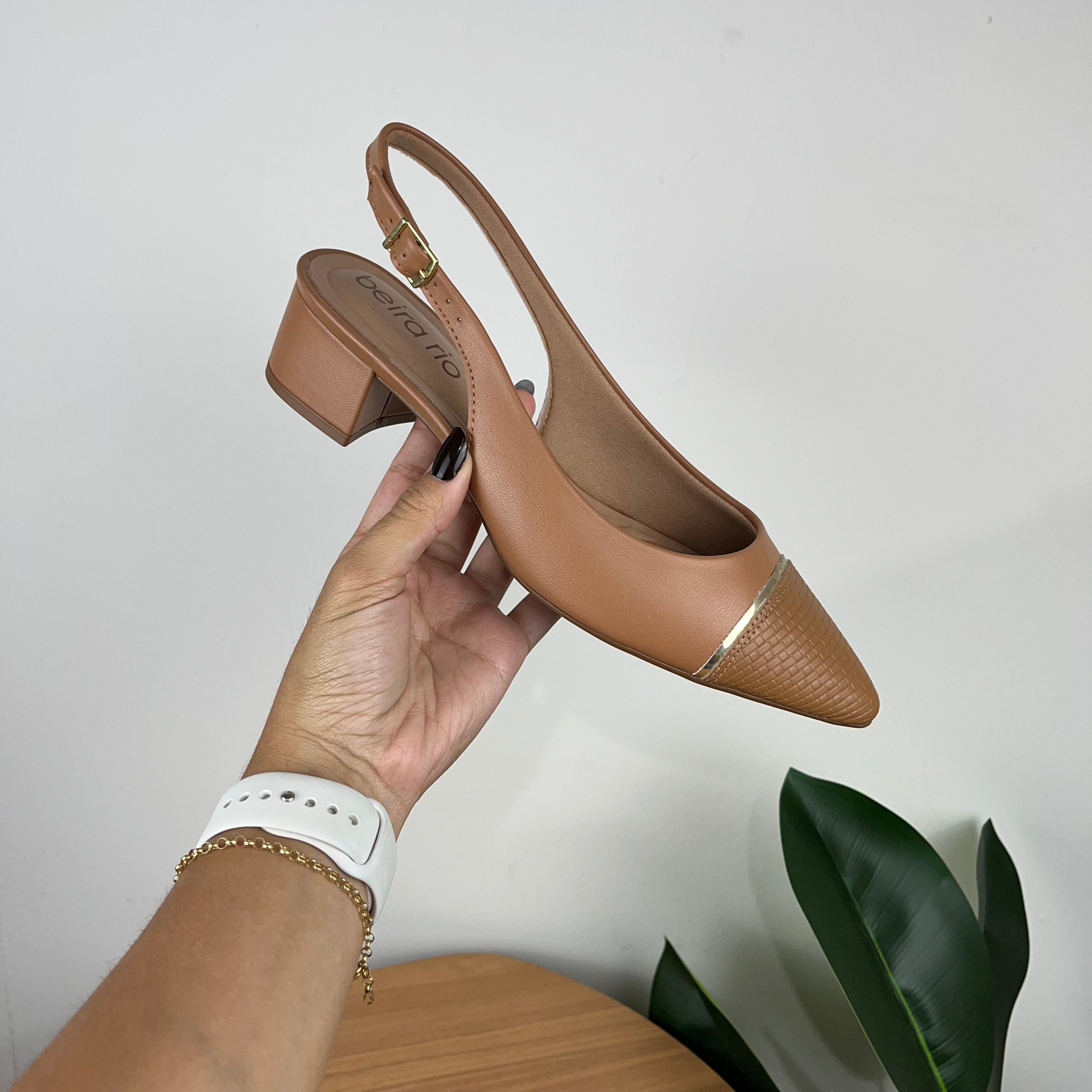 Sandália Scarpin Feminina Beira Rio Bege