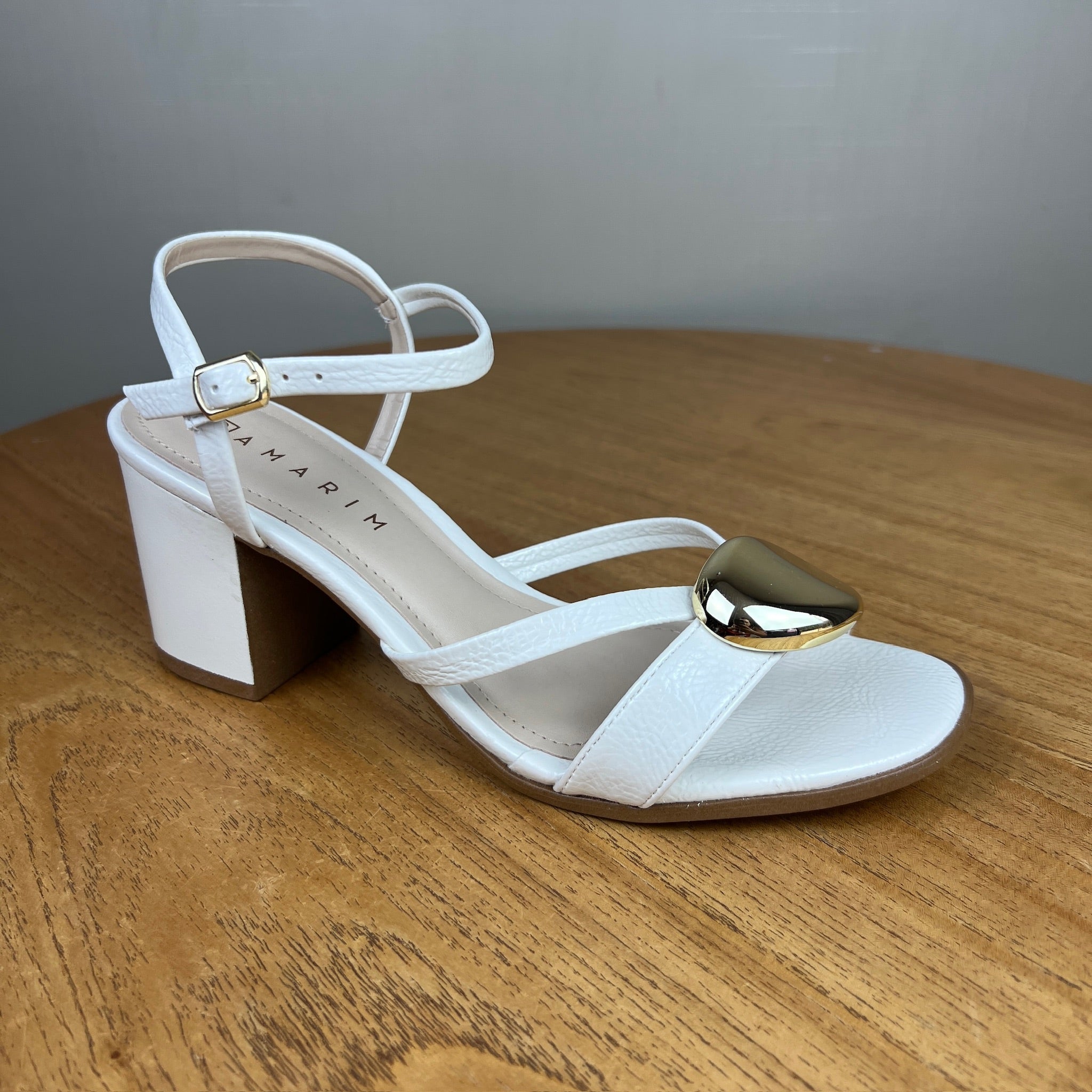 Sandalia Feminina Ramarim Brnco Detalhes Dourado Off - White