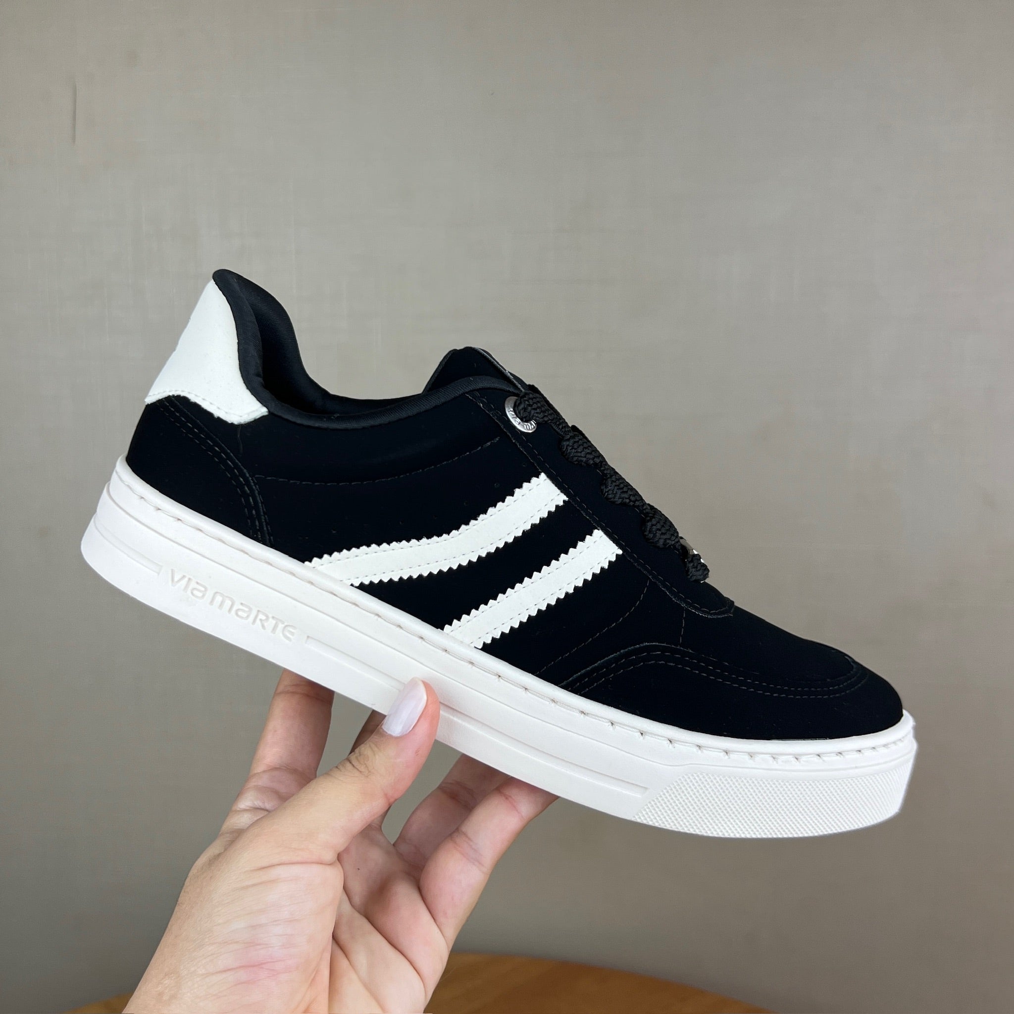 Tenis Feminino Via Marte Casual Estilo E Conforto Preto