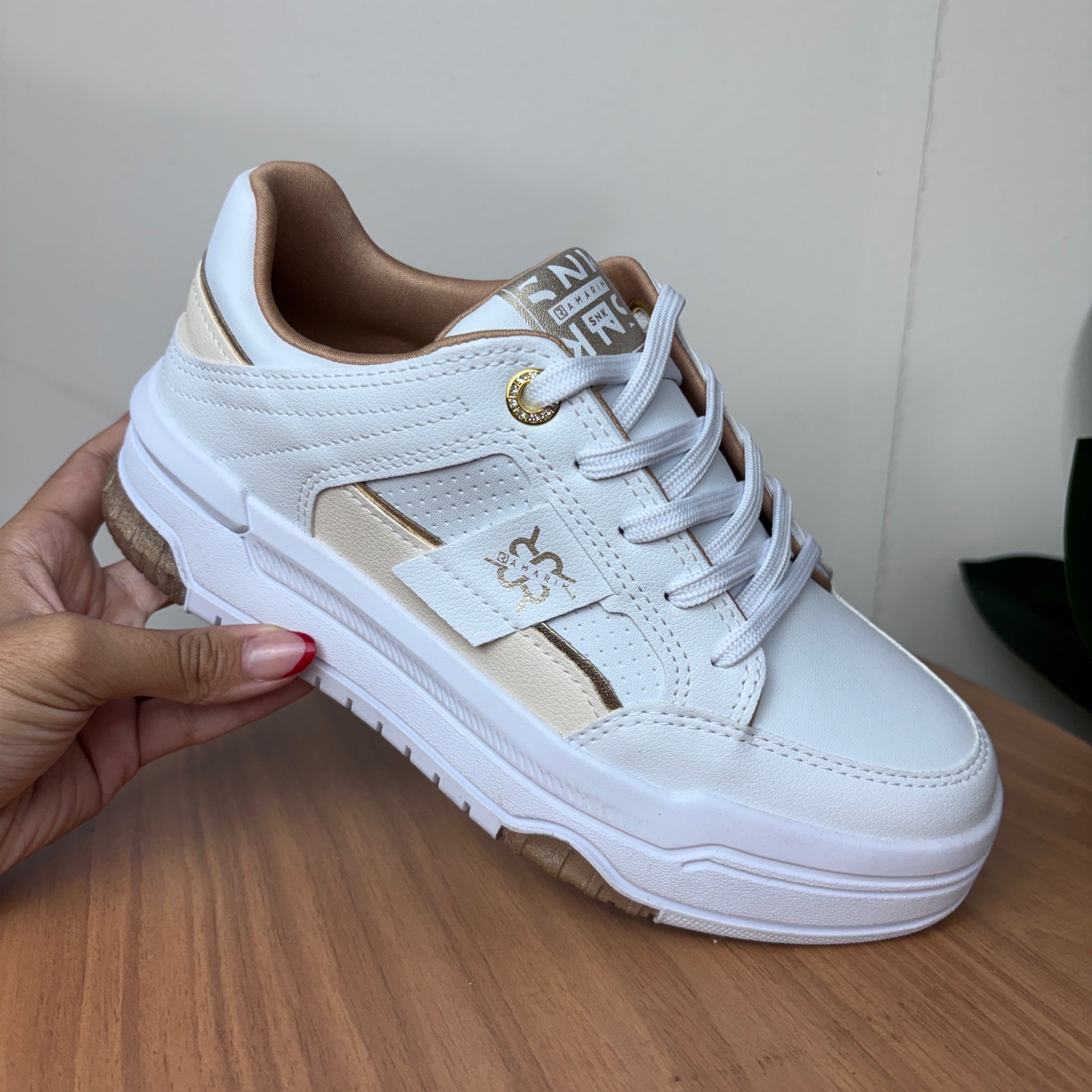 Tênis Feminino Ramarim Branco Detalhes Bege