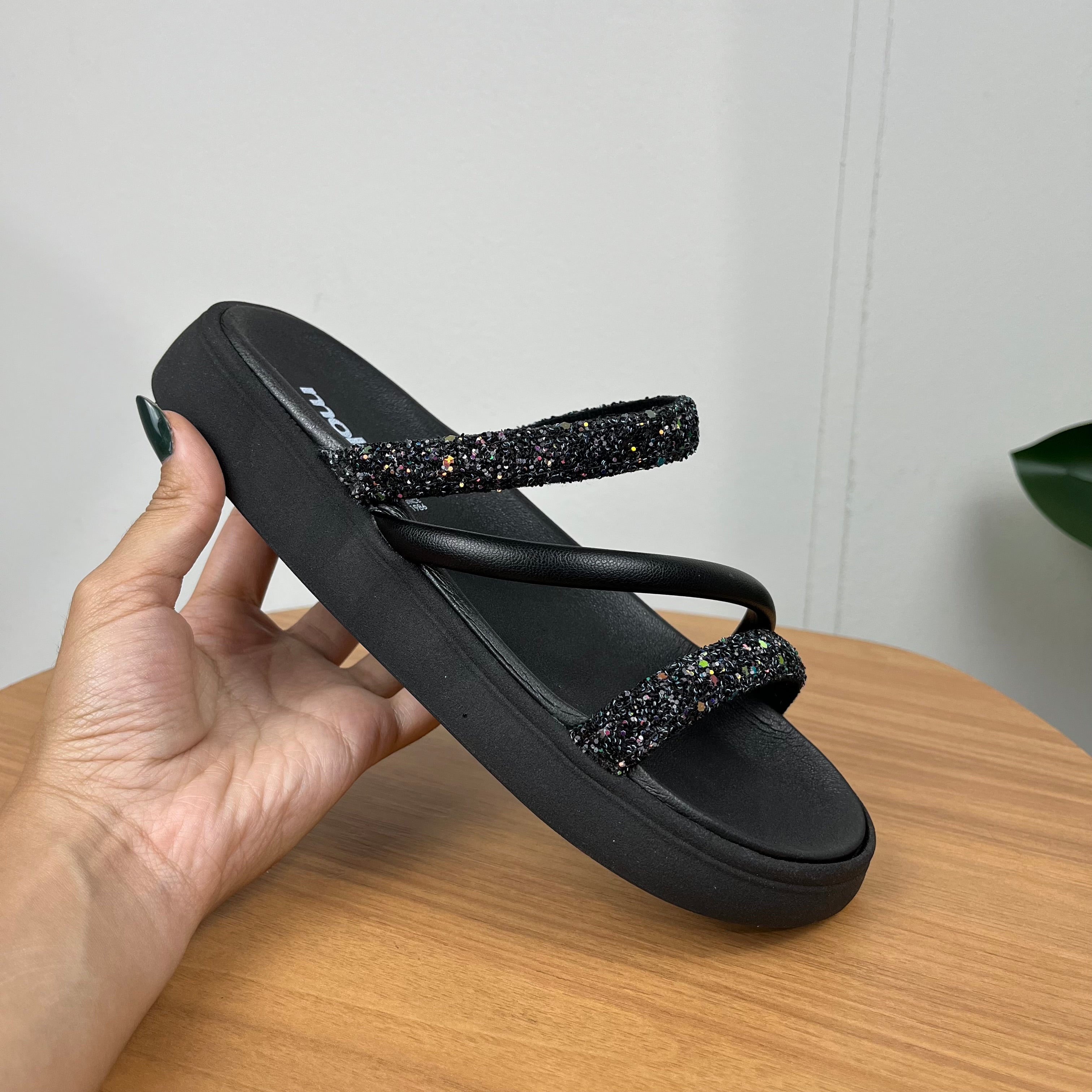 Papete Feminina Moleca Preta