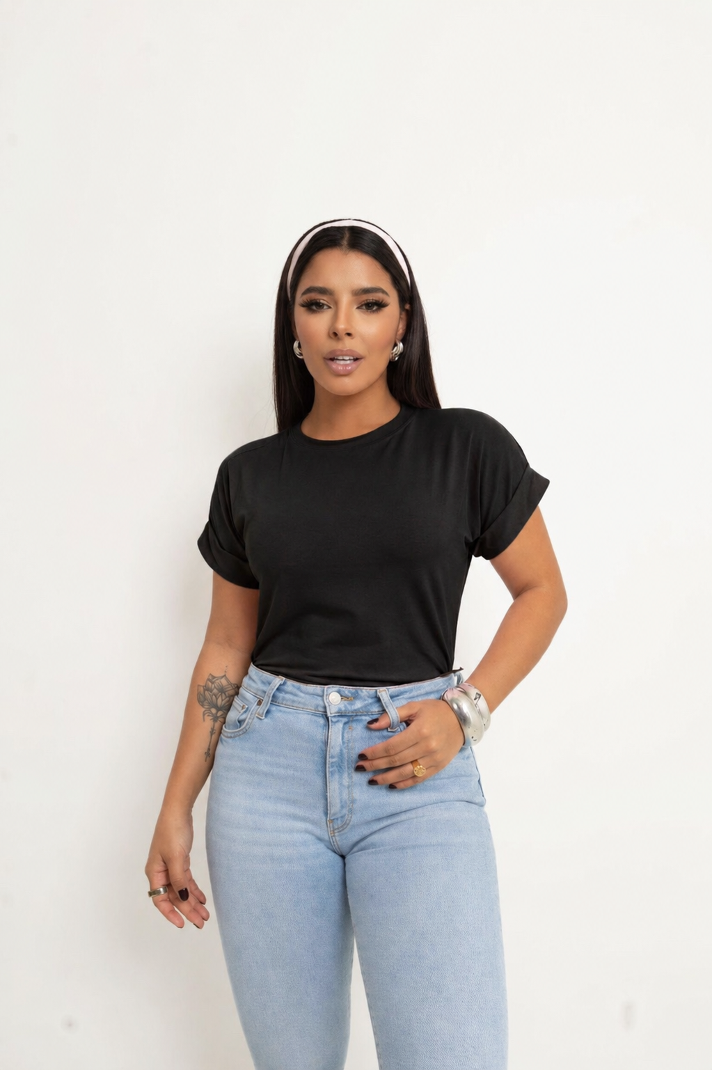 Blusa Feminina Básica Lisa Algodão Preta