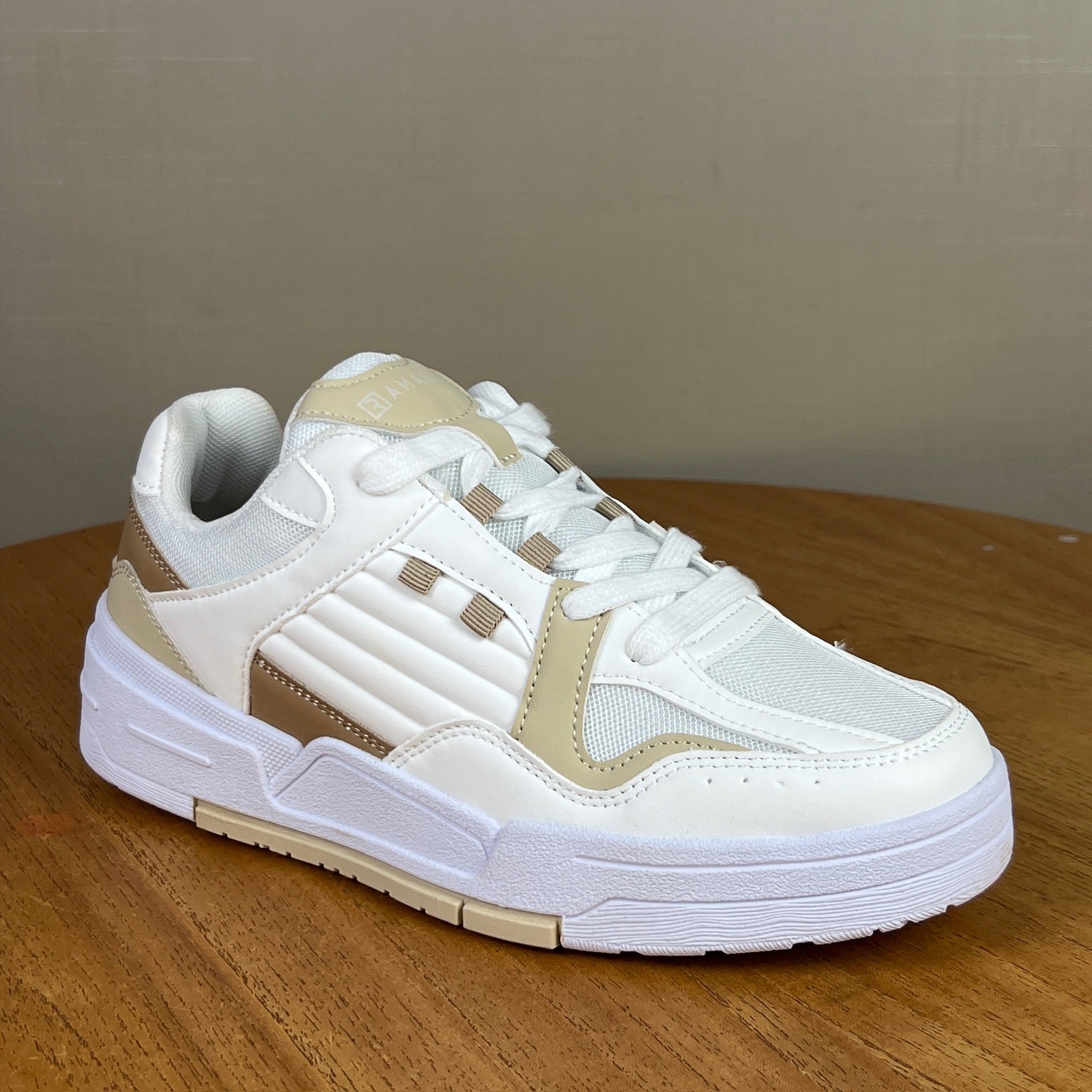 Tenis Feminino Ramarim Off White Com Bege Branco