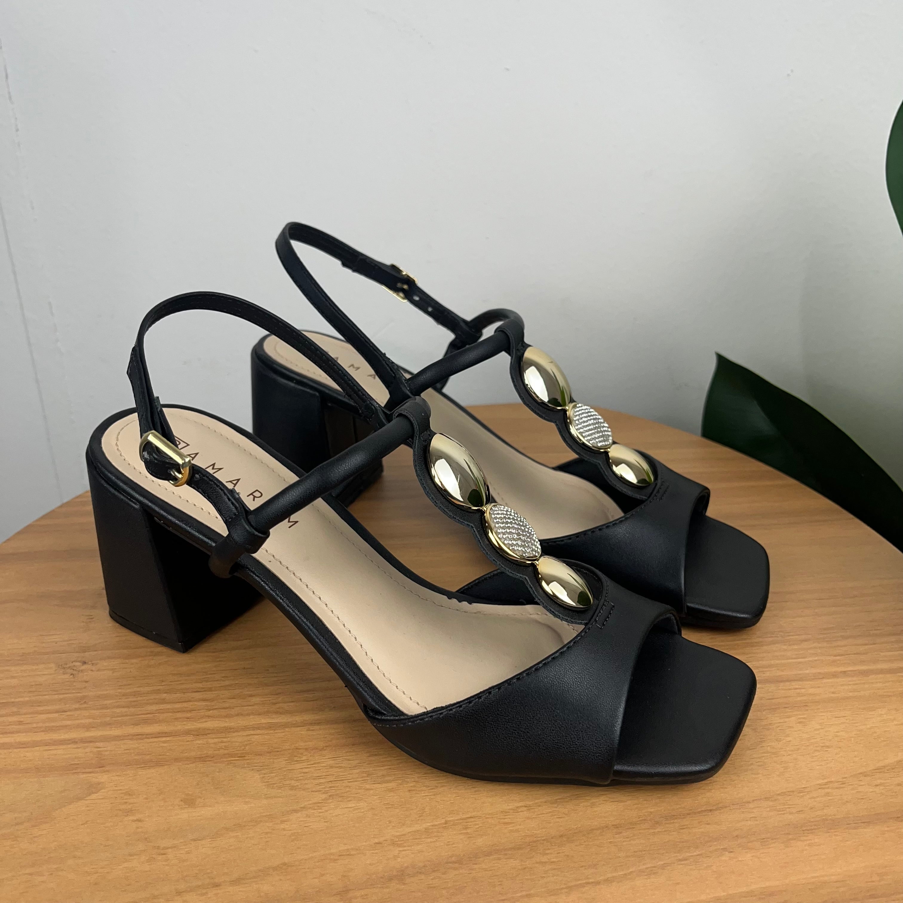 Sandália Feminina Ramarim Couro Preto Com Dourado
