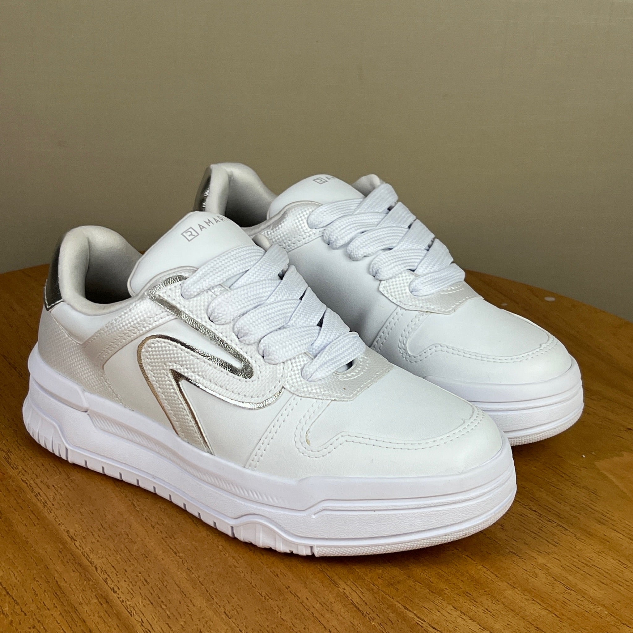 Tenis Feminino Ramarim Branco Com Prata Branco/prata