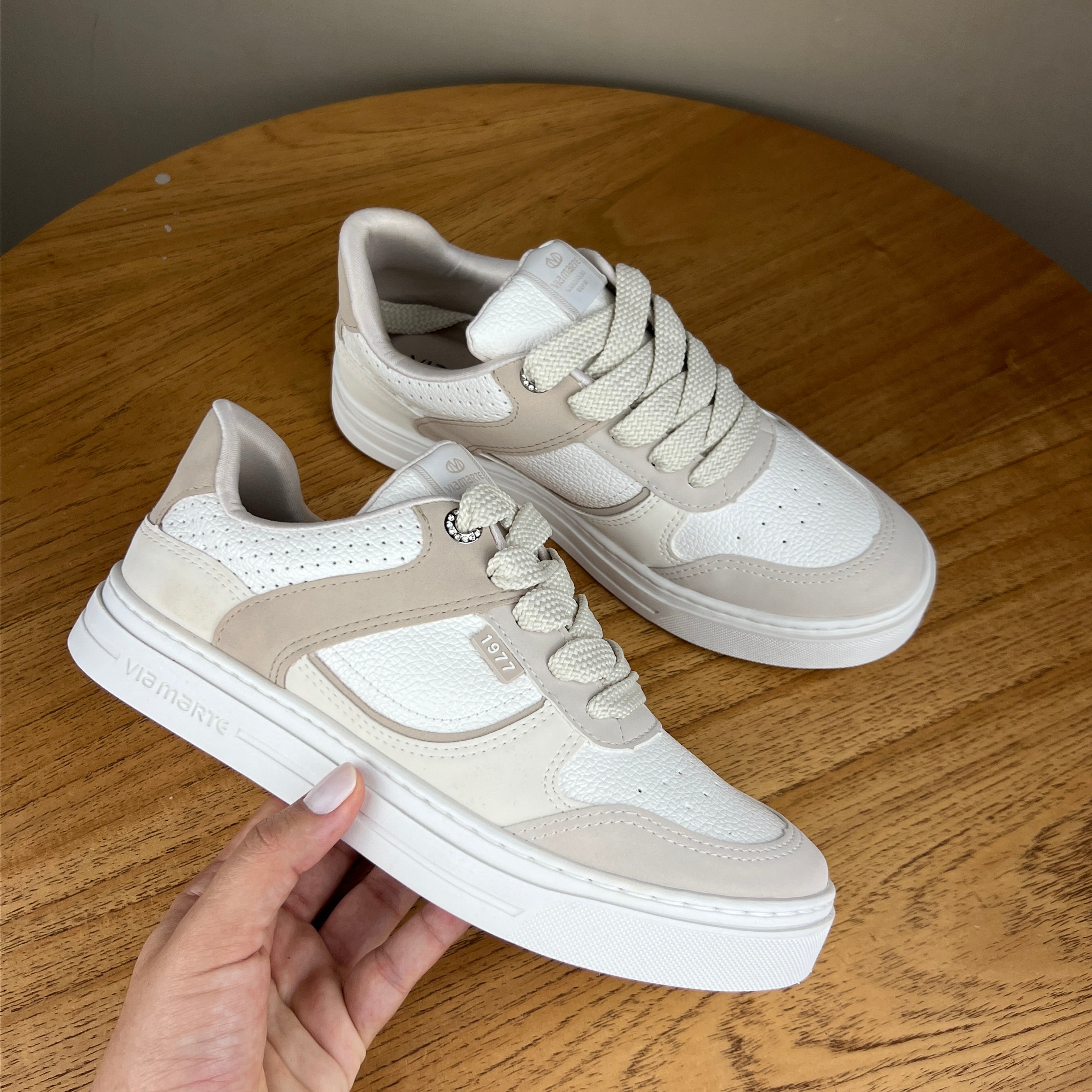 Tênis Feminino Bege Via Marte